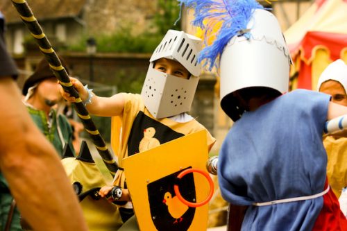 Anniversaire Chevalier - Idées jeux & animations - Un Anniversaire en Or